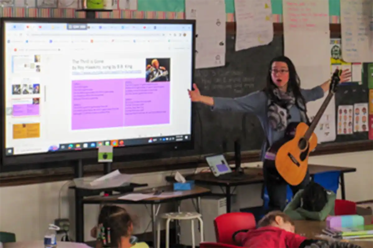 Teaching artists